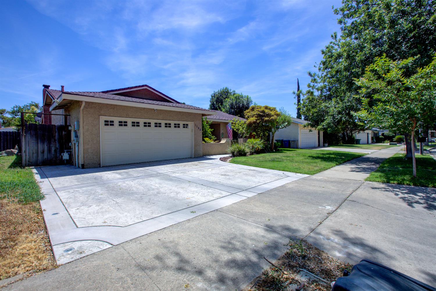 1146 Gregory Court Merced, CA 95340 - Photo 2 of 30