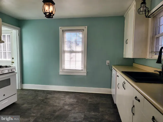 $1,850 | 114 North Pine Street, Seaford, DE 19973