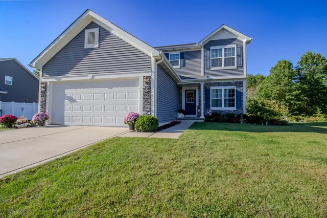 $389,900 | 237 Cessna Drive, Chesterton, IN 46304
