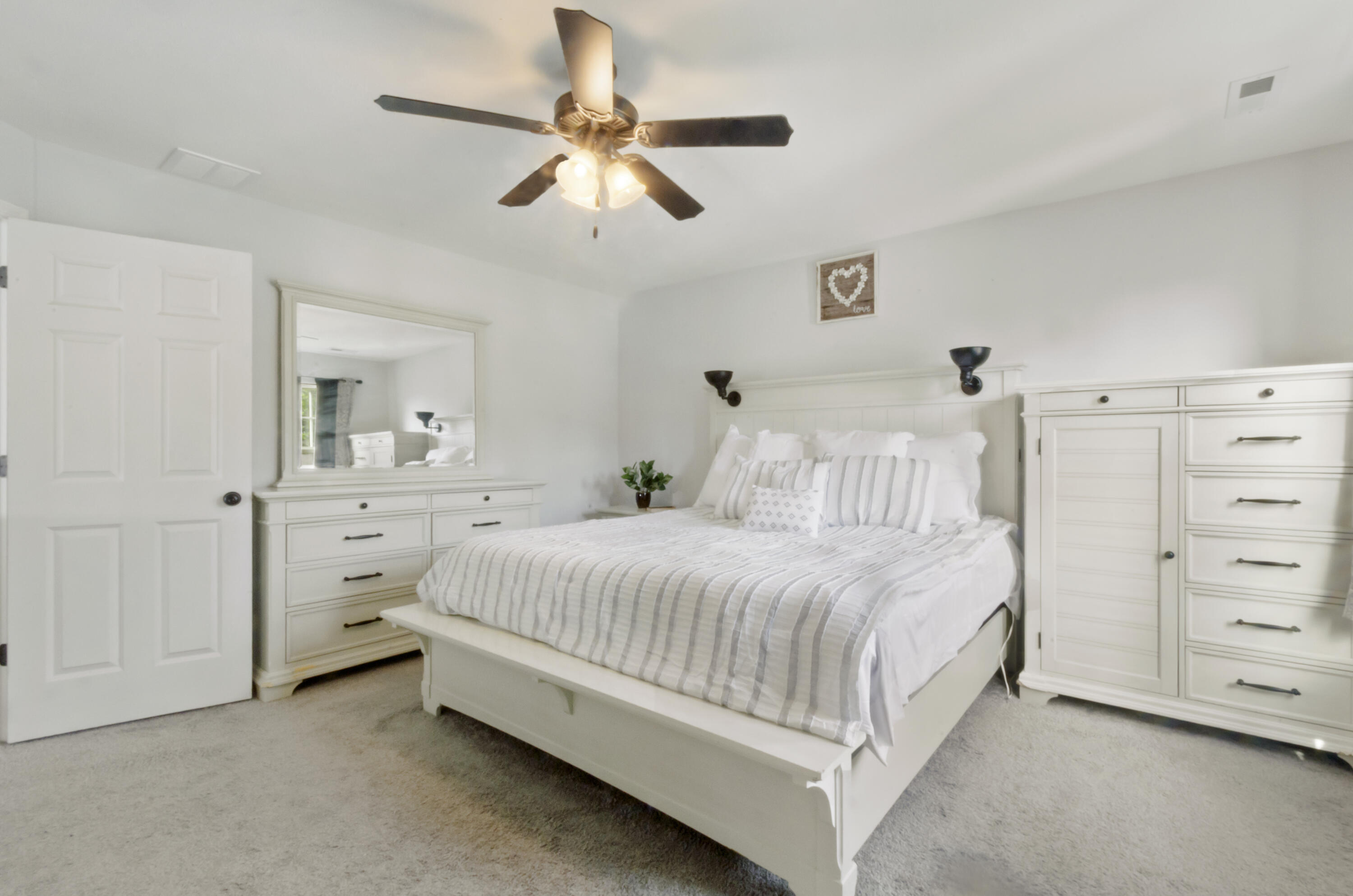 237 Cessna Drive Chesterton, IN 46304 - Photo 18 of 37 3000x1987