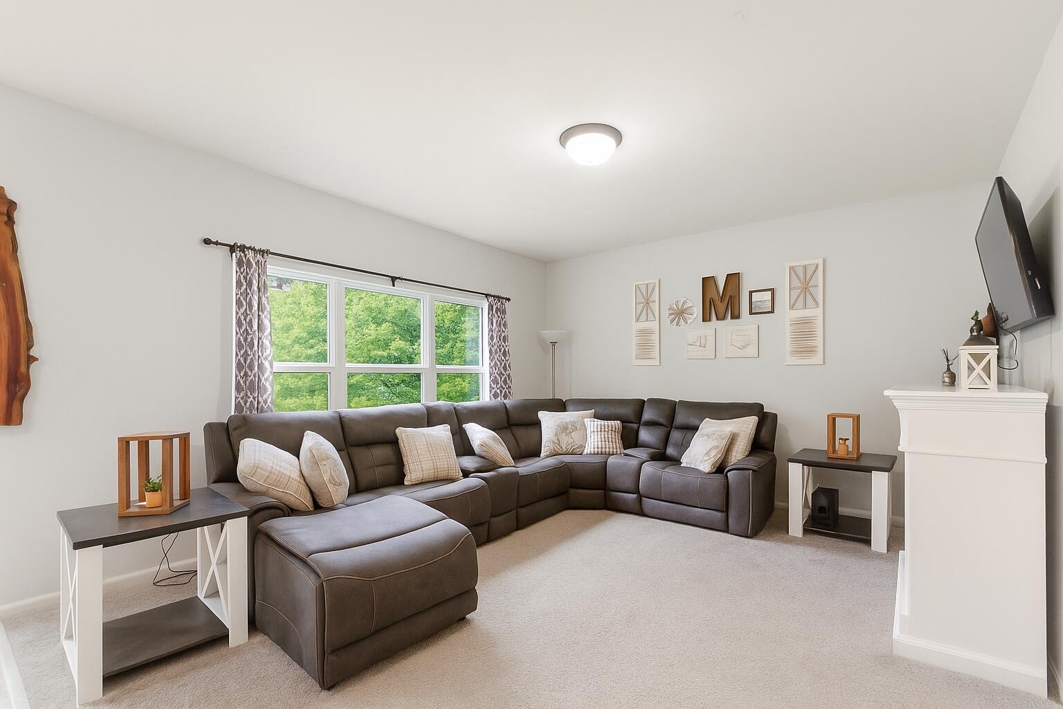 237 Cessna Drive Chesterton, IN 46304 - Photo 9 of 37 1536x1024