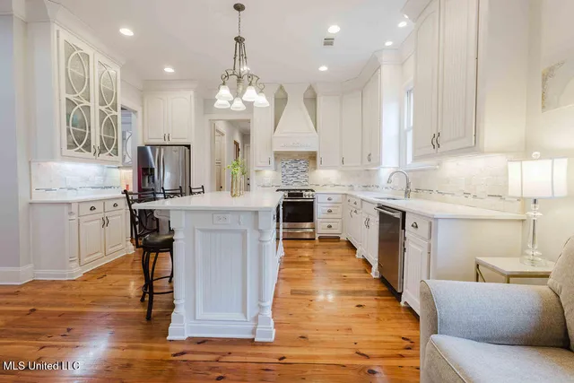 $585,000 | 105 Bristol Drive, Madison, MS 39110