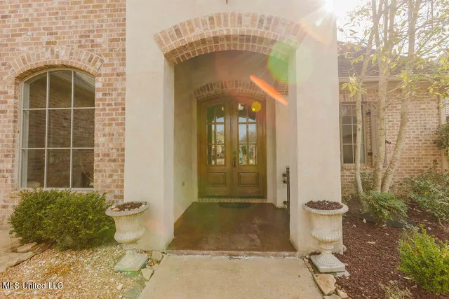 $585,000 | 105 Bristol Drive, Madison, MS 39110