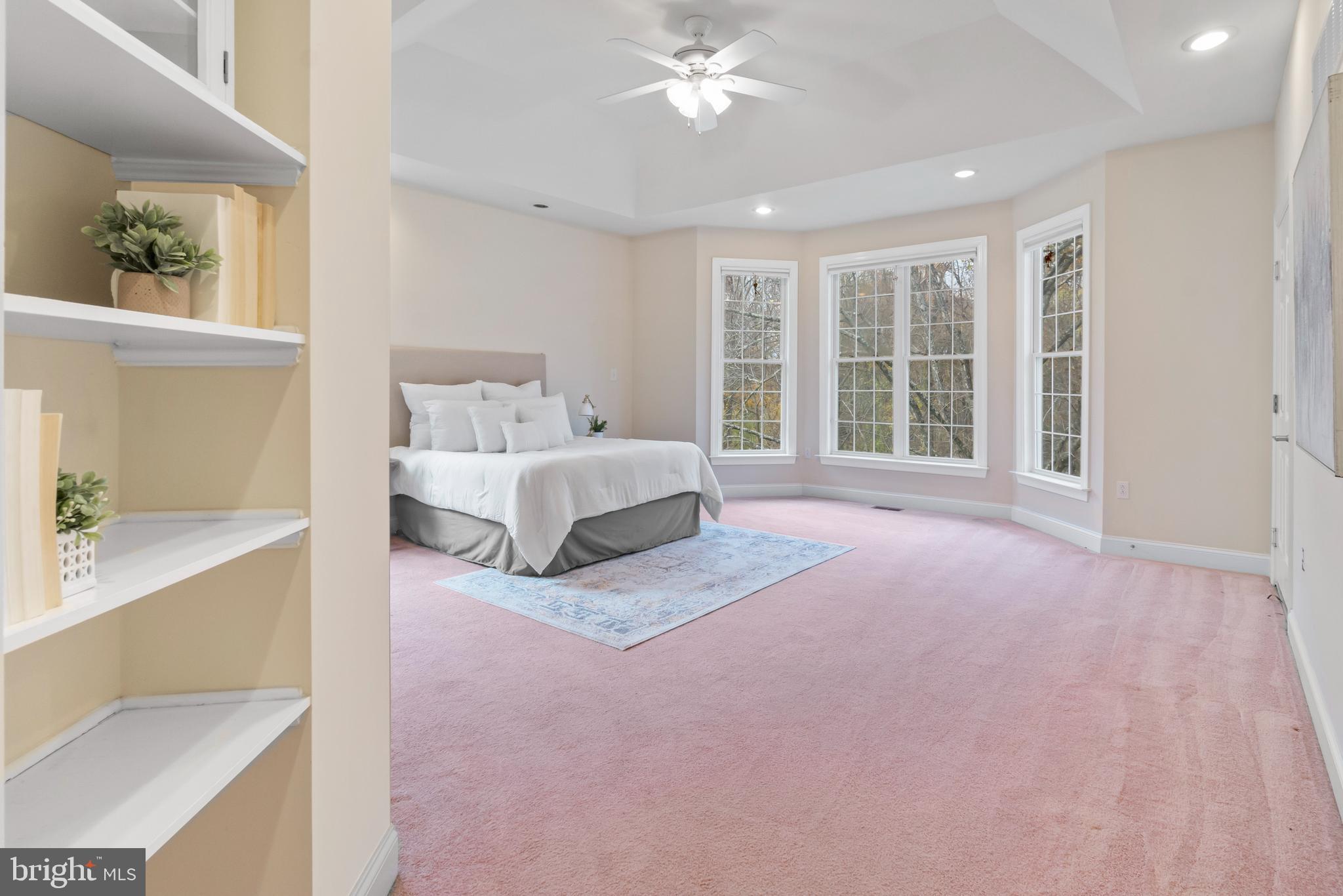 3700 Stansbury Mill Road Phoenix, MD 21131 - Photo 24 of 51 1st floor primary bedroom