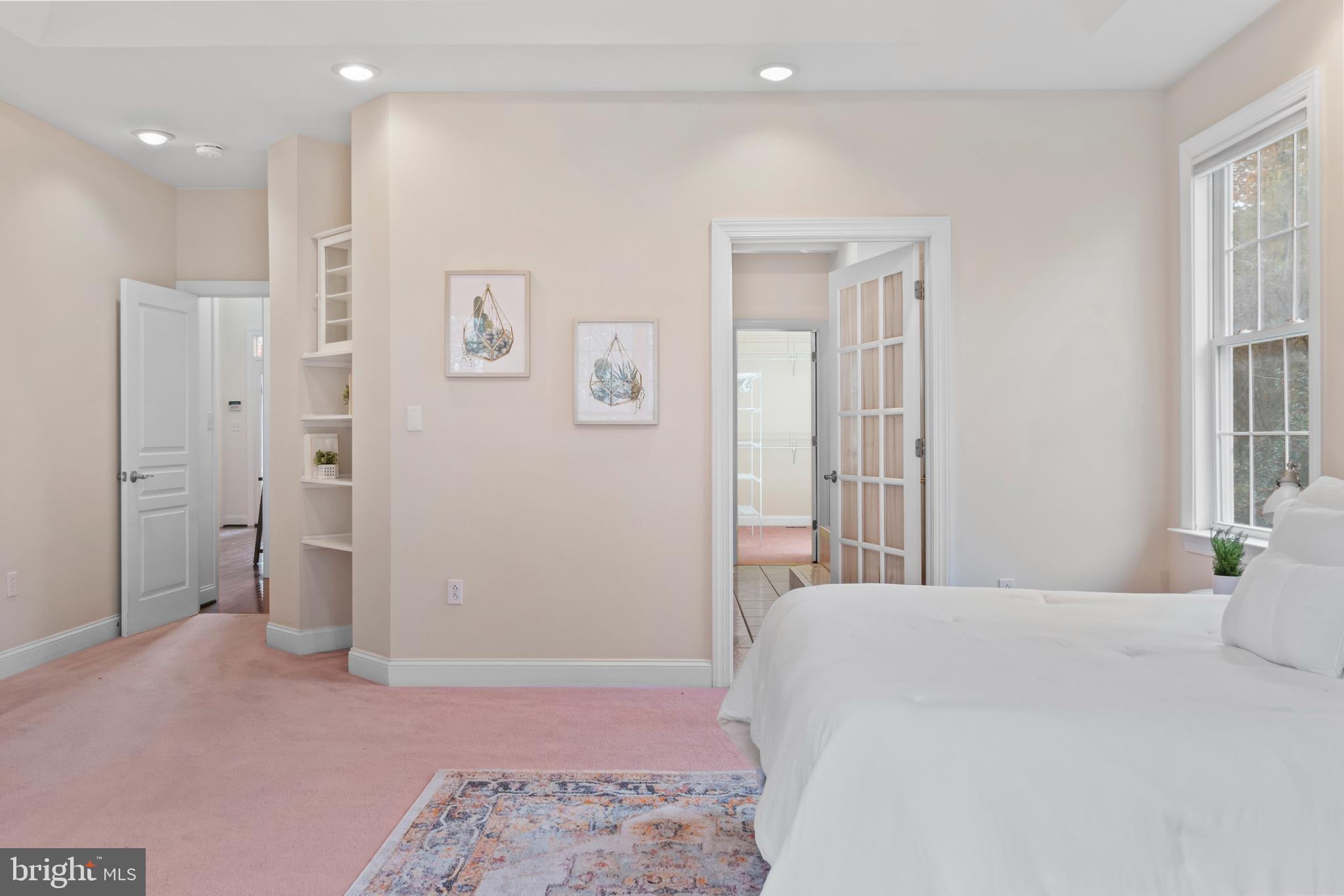 3700 Stansbury Mill Road Phoenix, MD 21131 - Photo 27 of 51 1st floor primary bedroom
