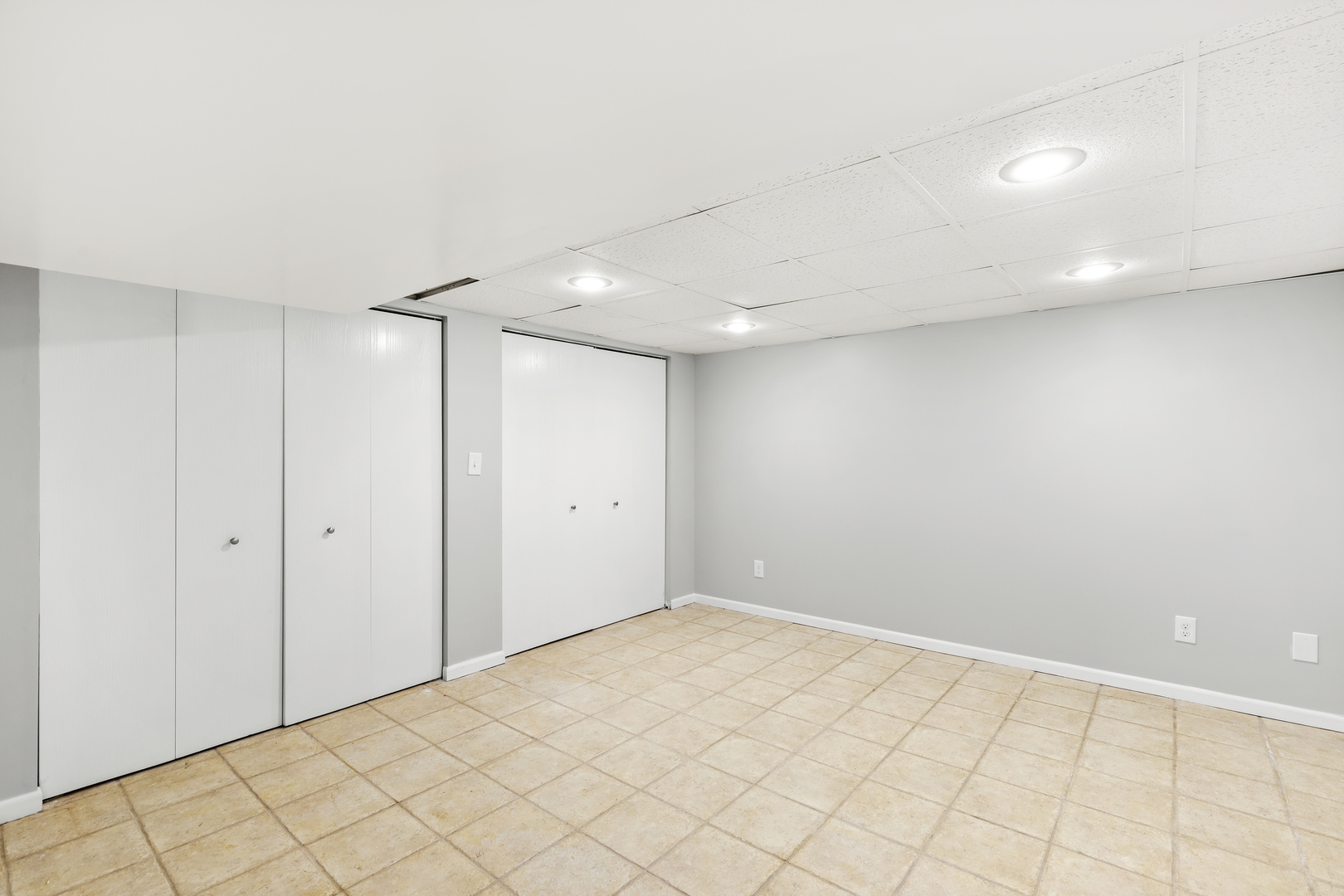 2241 Alby Street Alton, IL 62002 - Photo 13 of 14