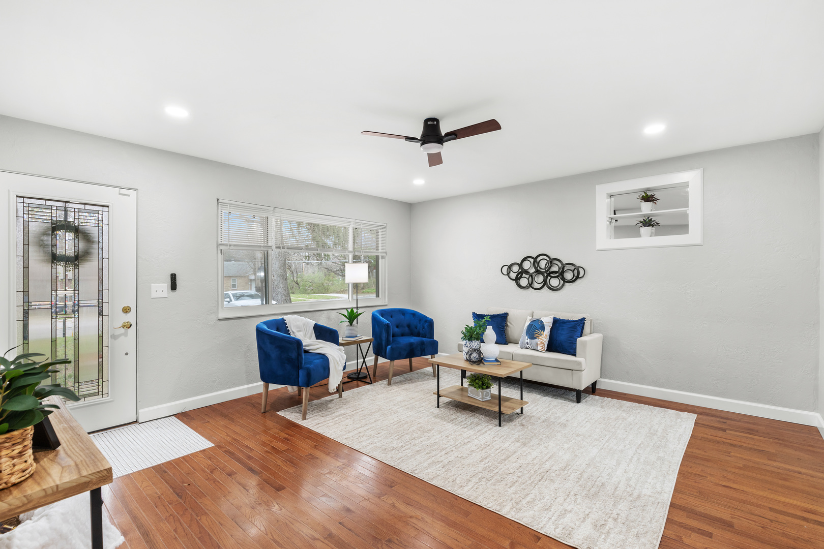 2241 Alby Street Alton, IL 62002 - Photo 4 of 14