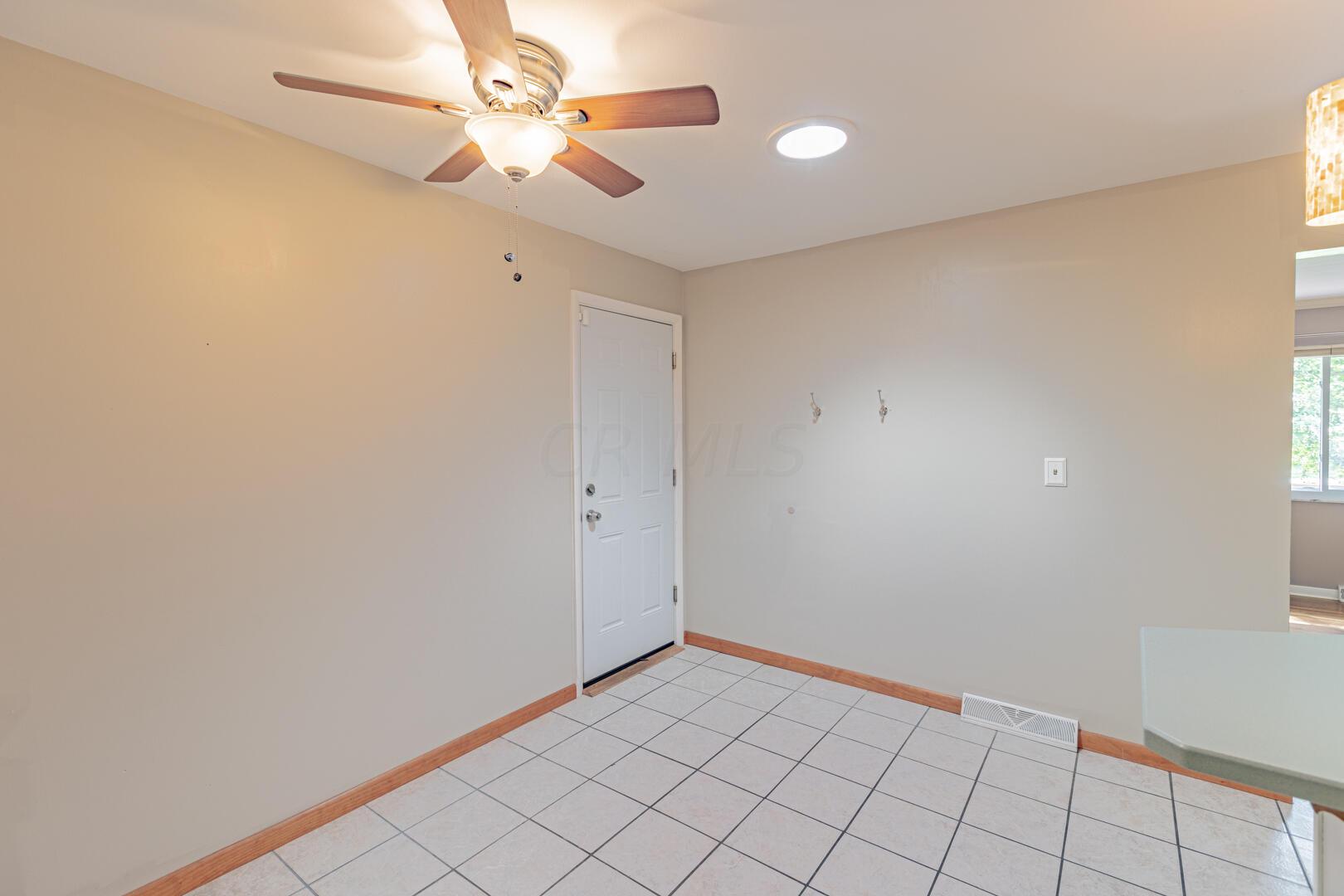 6365 Harlem Road Westerville, OH 43081 - Photo 14 of 61 6365-Harlem-39