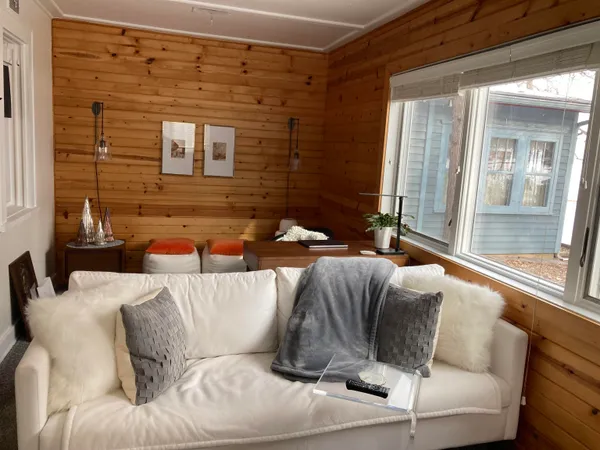 $1,100,000 | 2224 Highway 51, Stoughton, WI 53589