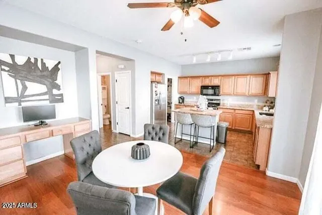 $2,395 | 2956 East Franklin Avenue, Gilbert, AZ 85295