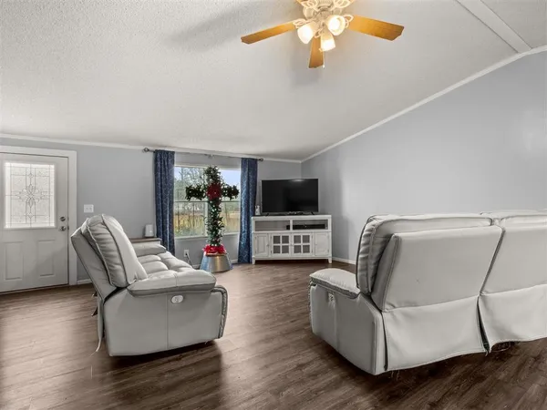 $209,900 | 135 Frank Cole Road, Longville, LA 70652