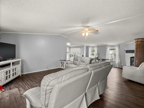 $209,900 | 135 Frank Cole Road, Longville, LA 70652