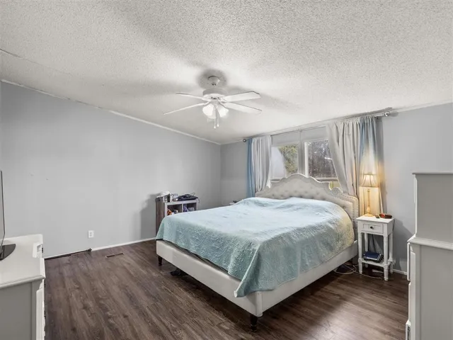 $209,900 | 135 Frank Cole Road, Longville, LA 70652