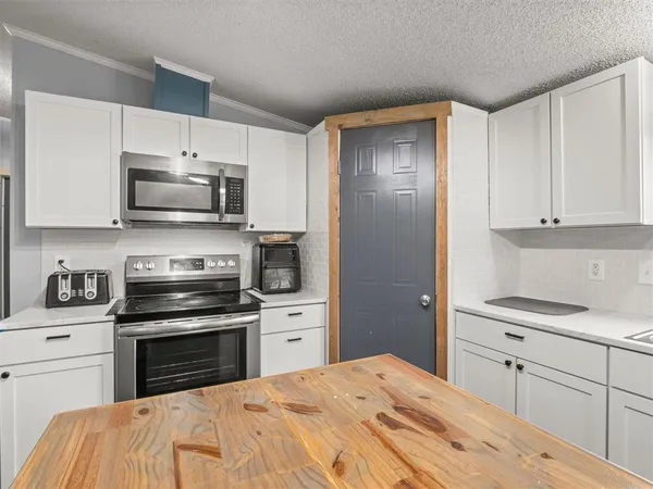 $209,900 | 135 Frank Cole Road, Longville, LA 70652