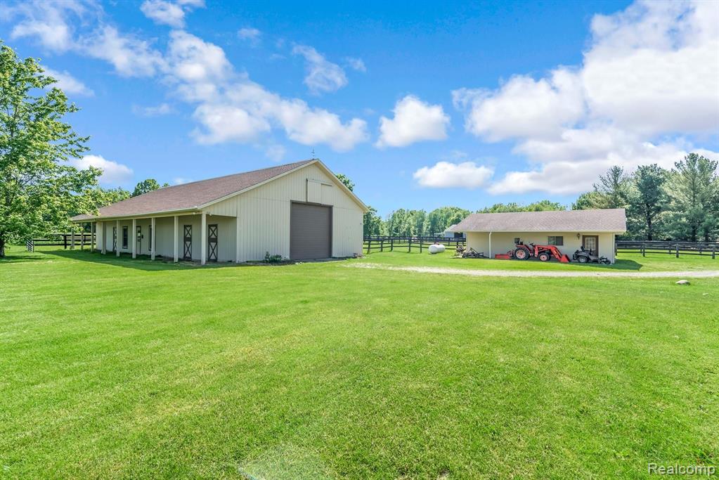 1491 West Sutton Road Metamora, MI 48455 - Photo 21 of 60
