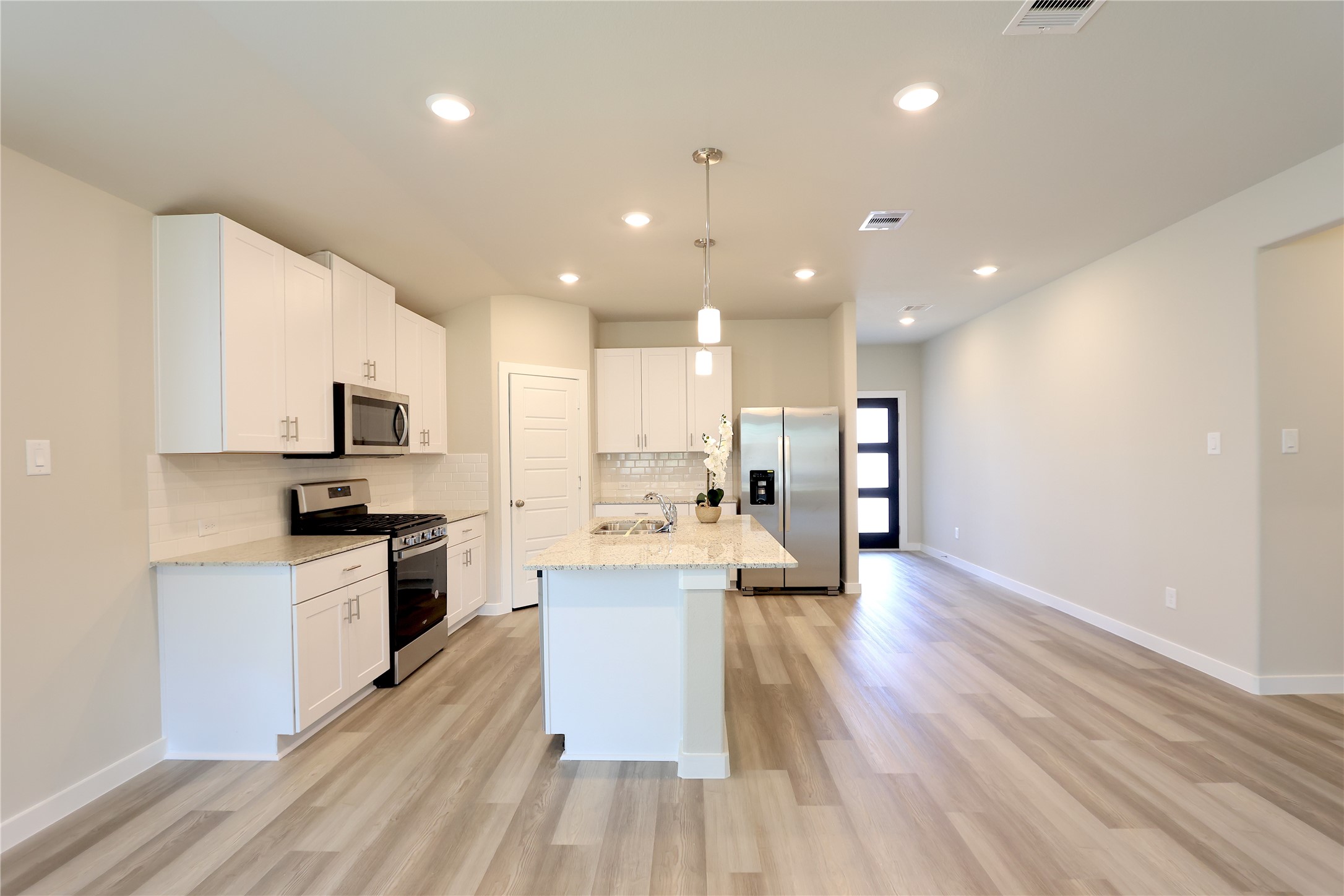 1539 King Rnch Road Conroe, TX 77301 - Photo 5 of 15