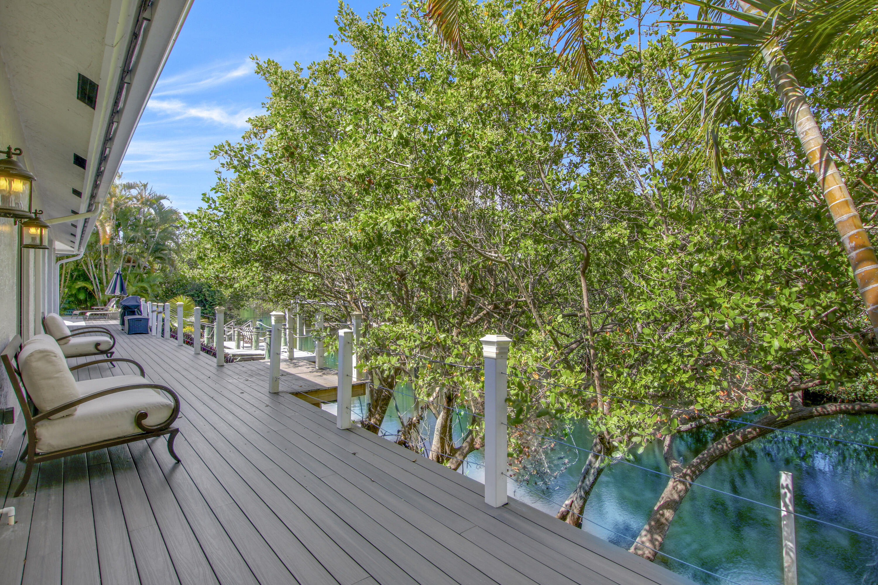 706 Warren Drive Jupiter, FL 33458 - Photo 22 of 26 House2-34