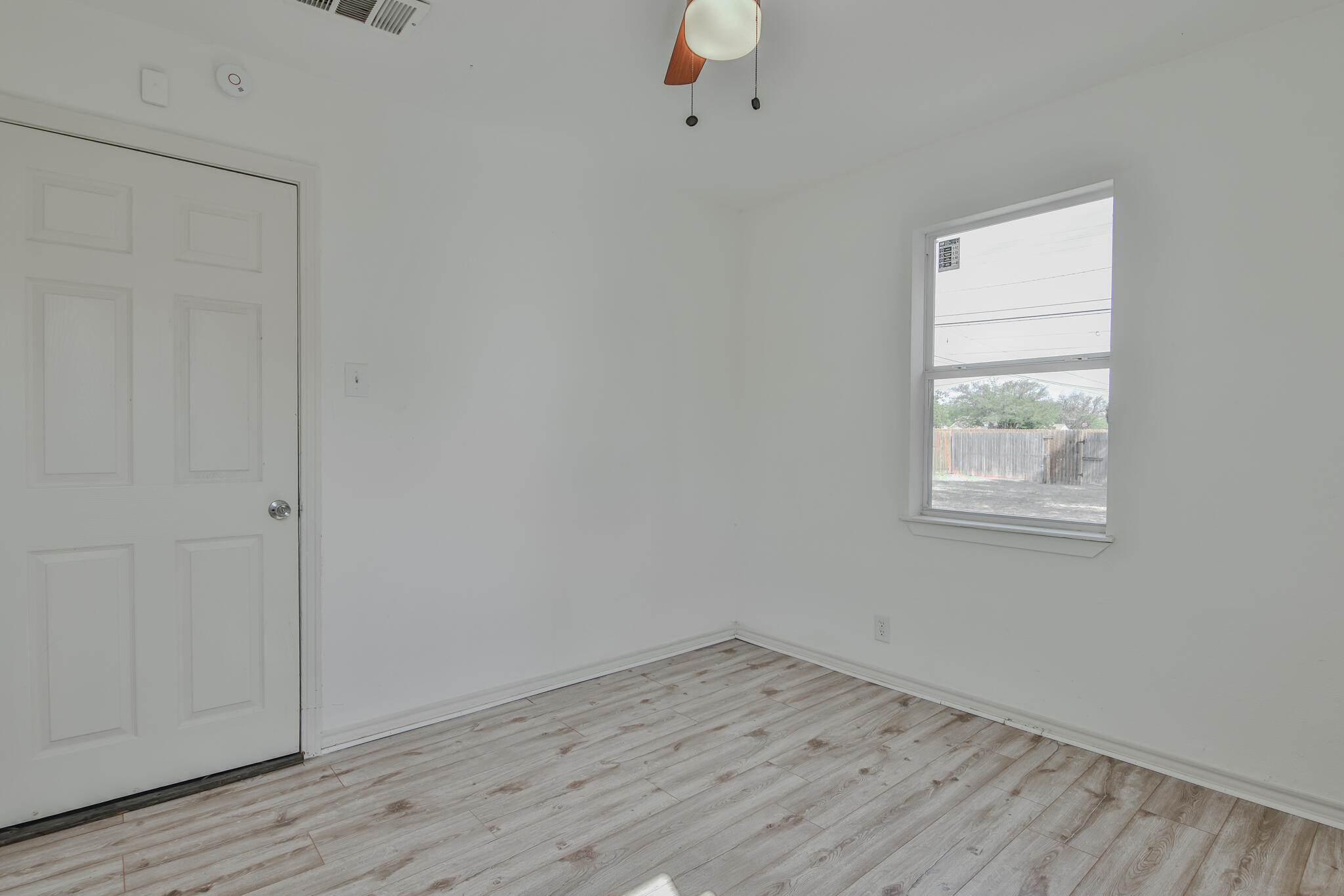 2620 42nd Street Lubbock, TX 79413 - Photo 13 of 34 Haleydphotography-13