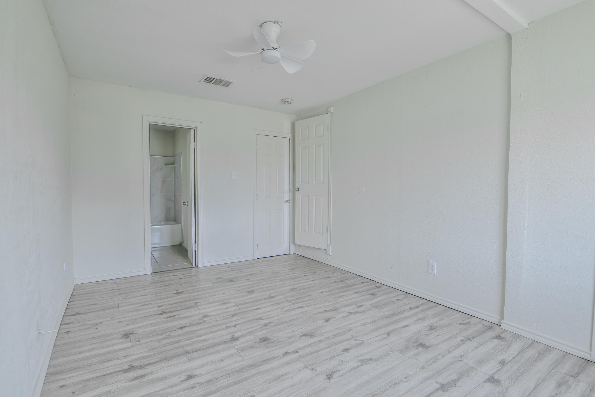 2620 42nd Street Lubbock, TX 79413 - Photo 30 of 34 Haleydphotography-30