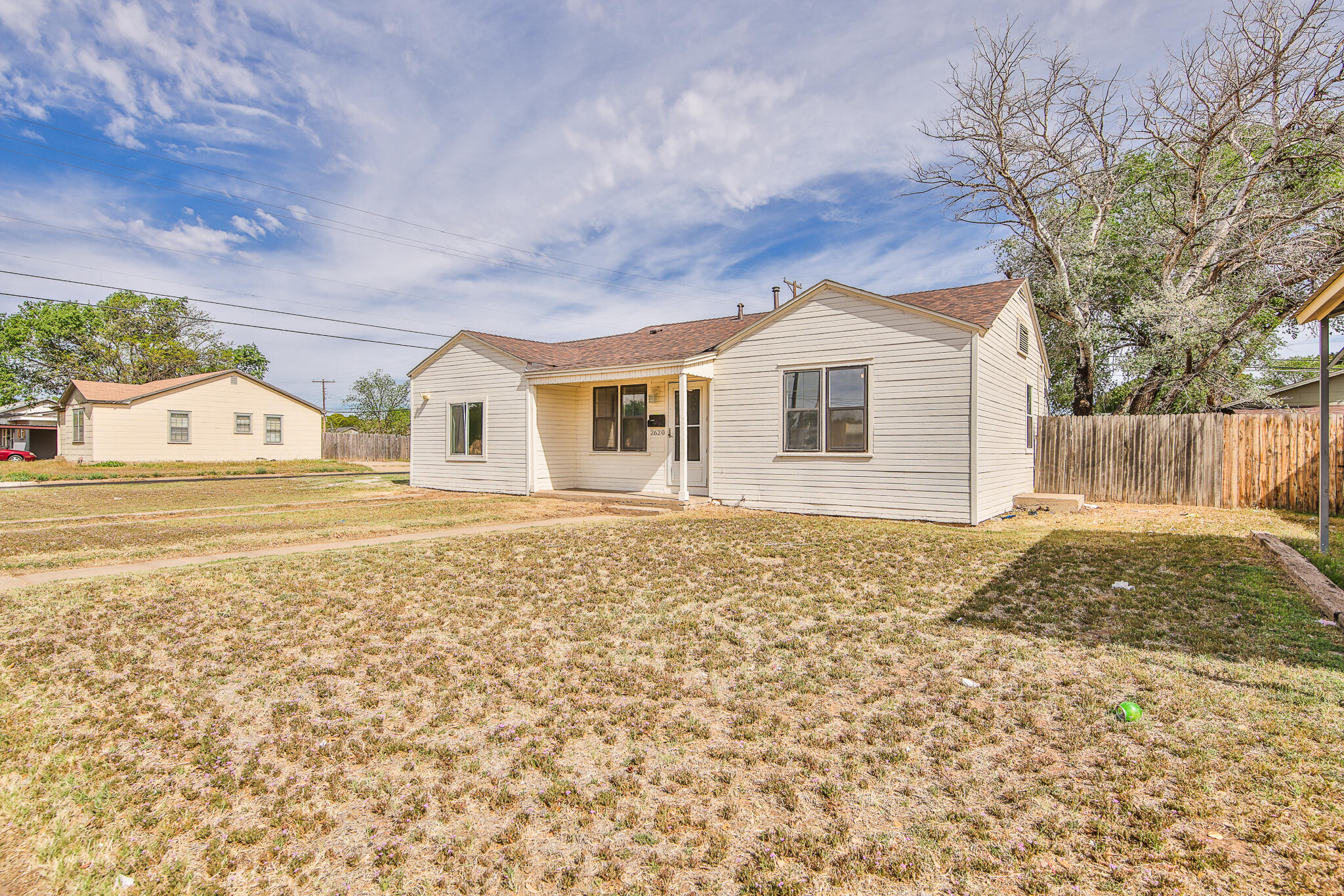 2620 42nd Street Lubbock, TX 79413 - Photo 3 of 34 Haleydphotography-3