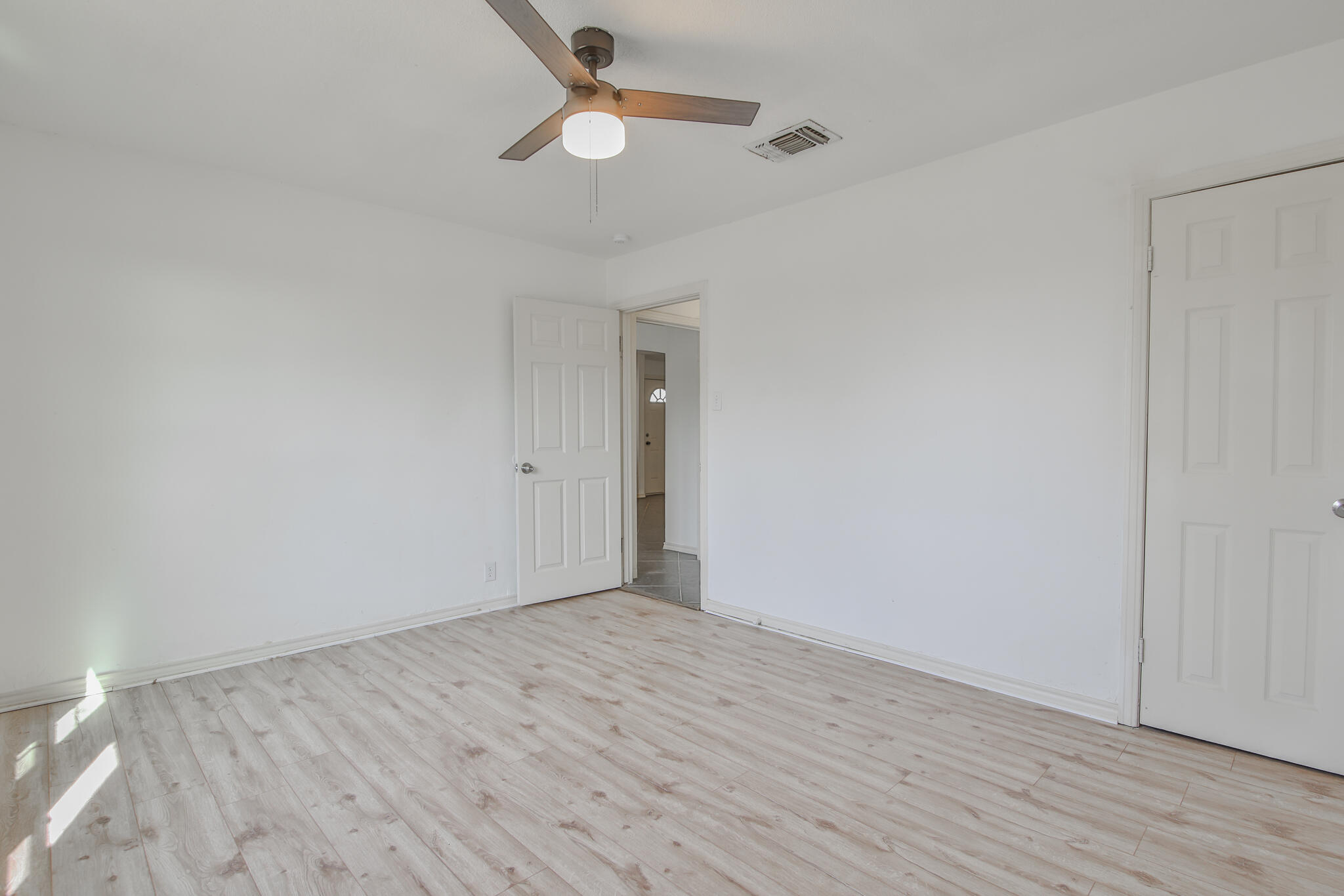 2620 42nd Street Lubbock, TX 79413 - Photo 10 of 34 Haleydphotography-10