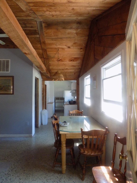 11 Brooks Road Gloucester, MA 01930 - Photo 4 of 16
