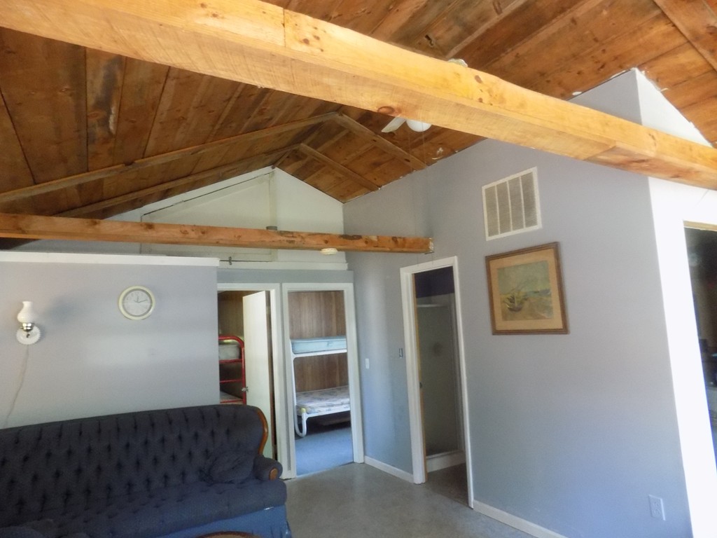 11 Brooks Road Gloucester, MA 01930 - Photo 6 of 16