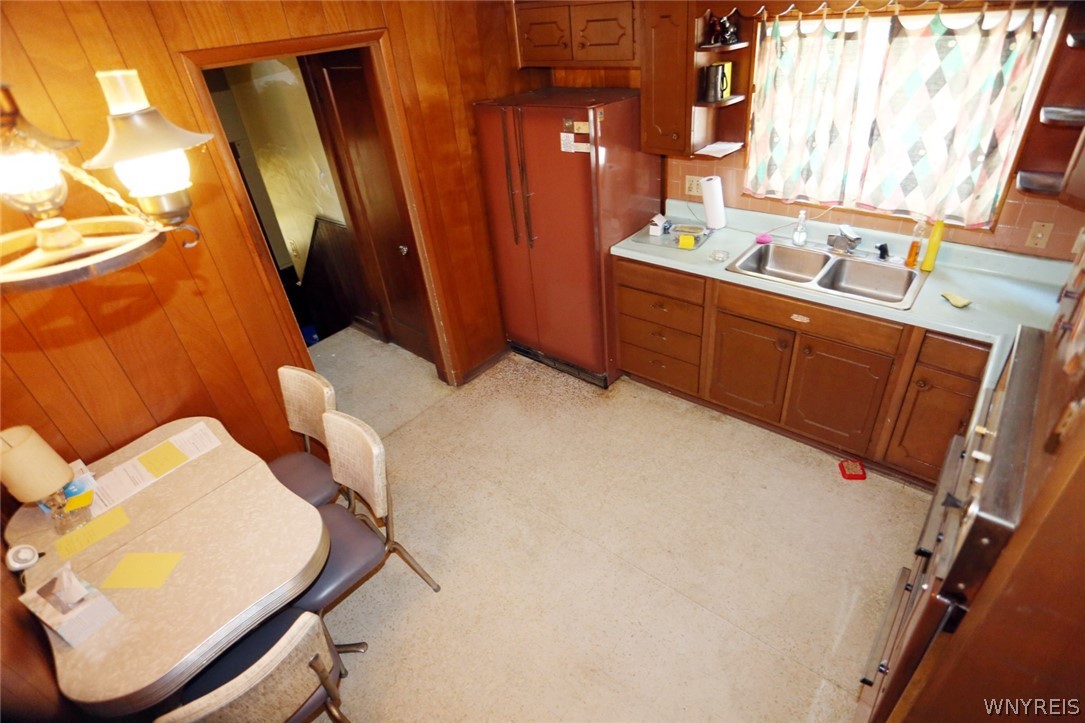 104 Hamlin Road Buffalo, NY 14208 - Photo 15 of 16