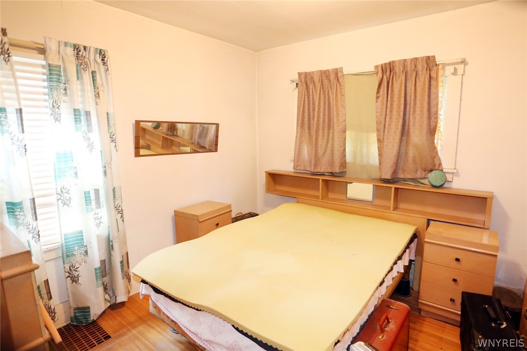 104 Hamlin Road Buffalo, NY 14208 - Photo 6 of 16 FIRST FLOOR BEDROOM; BEDROOM 1 OF 3