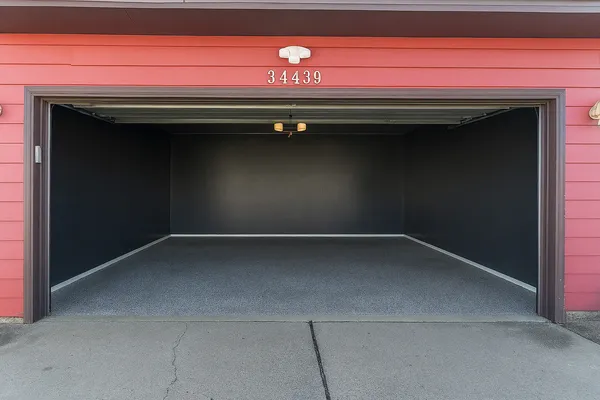 $389,900 | 34439 Saddle Lane, Gurnee, IL 60031
