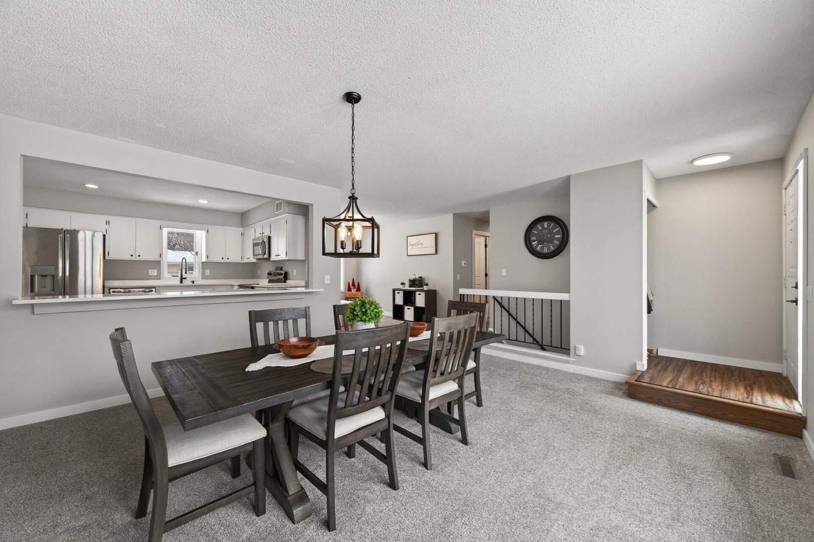 7148 Glenross Road Woodbury, MN 55125 - Photo 7 of 23