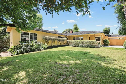 $2,295,000 | 5108 Caroli Lane, La Canada Flintridge, CA 91011