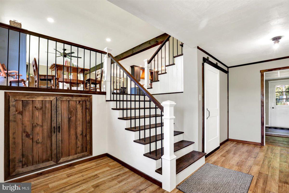 17 Marticville Road Lancaster, PA 17603 - Photo 4 of 61