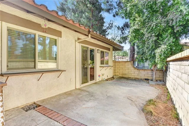 a view of a house with a outdoor space