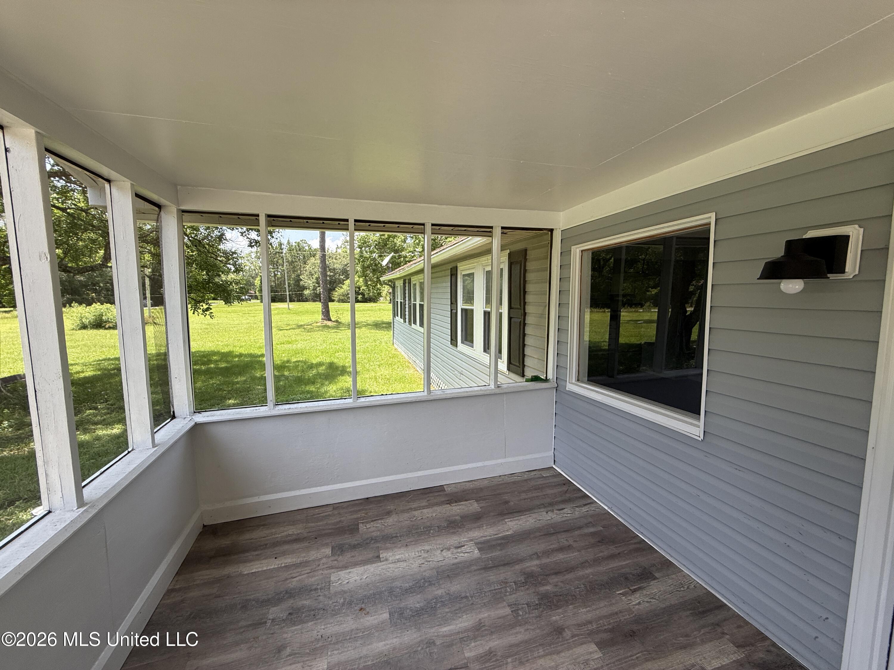 7204 Coda Road Moss Point, MS 39562 - Photo 3 of 16 IMG_9319