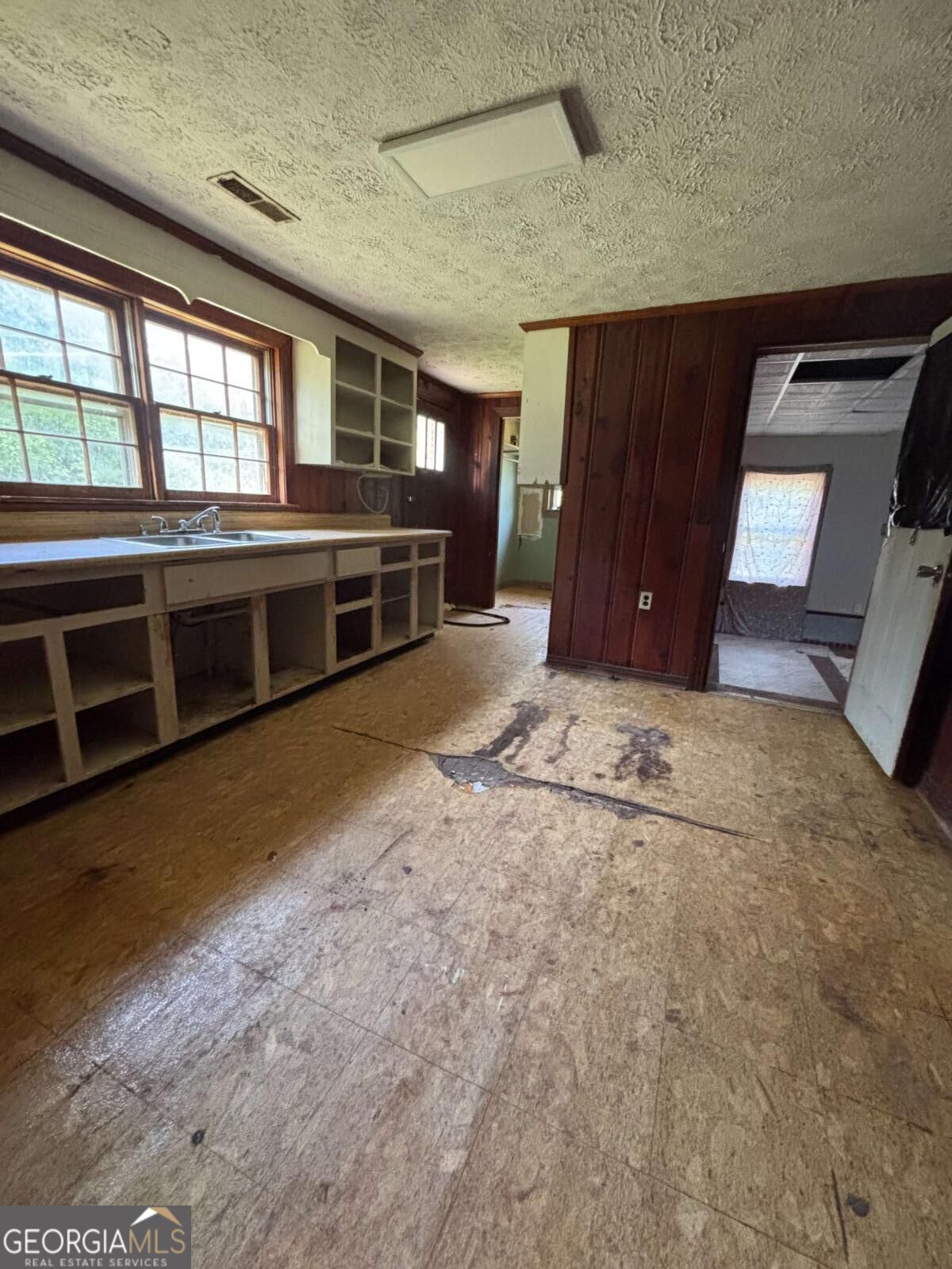3658 West Point Road LaGrange, GA 30240 - Photo 5 of 10 Gallery Image 5