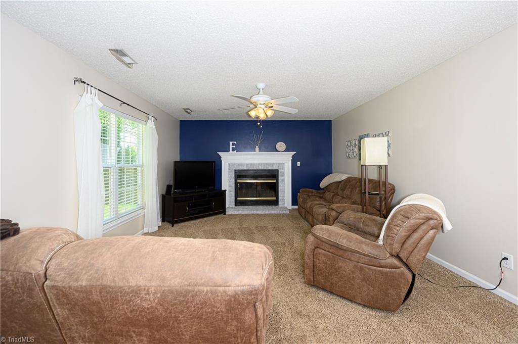 3113 Timberwolf Avenue High Point, NC 27265 - Photo 12 of 23 Gallery Image 12