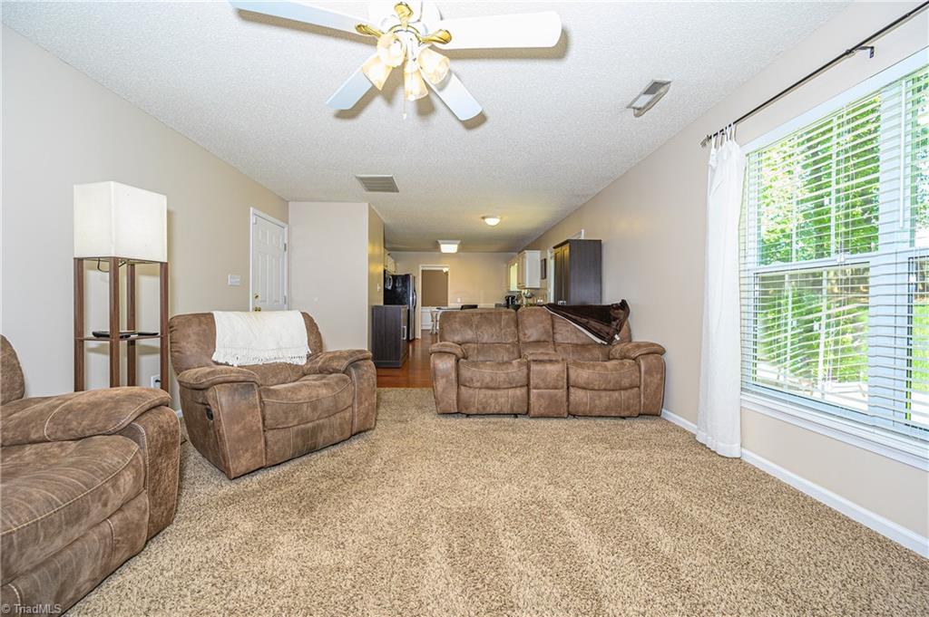 3113 Timberwolf Avenue High Point, NC 27265 - Photo 13 of 23 Gallery Image 13