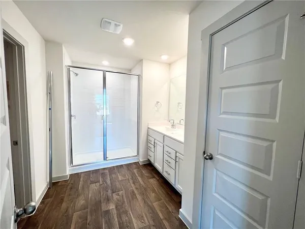 $2,300 | 116 Krause Spgs Drive, Hutto, TX 78634