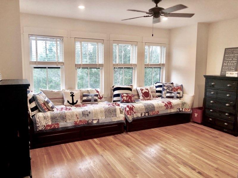 8 Bentley Lane Santa Rosa Beach, FL 32459 - Photo 13 of 32 2nd floor gathering room