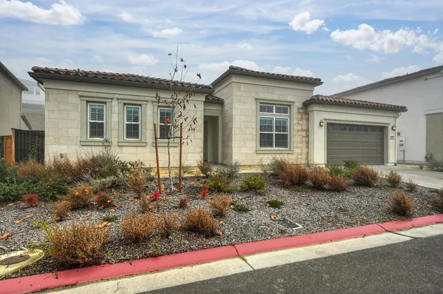 $1,360,000 | 1047 Lassen Peak Drive, El Dorado Hills, CA 95762
