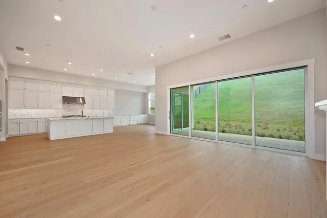 $1,360,000 | 1047 Lassen Peak Drive, El Dorado Hills, CA 95762