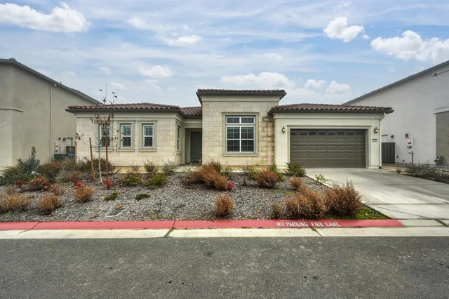 $1,360,000 | 1047 Lassen Peak Drive, El Dorado Hills, CA 95762