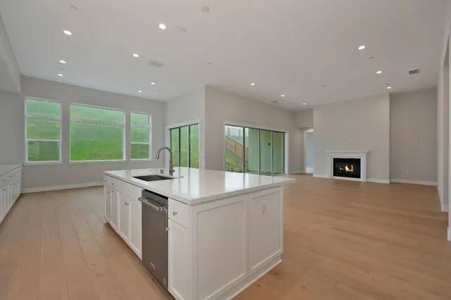 $1,360,000 | 1047 Lassen Peak Drive, El Dorado Hills, CA 95762