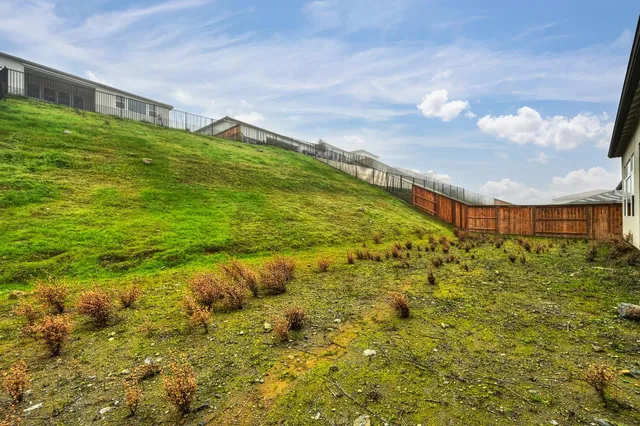 $1,360,000 | 1047 Lassen Peak Drive, El Dorado Hills, CA 95762