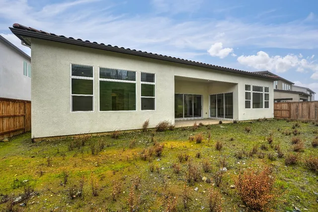 $1,360,000 | 1047 Lassen Peak Drive, El Dorado Hills, CA 95762