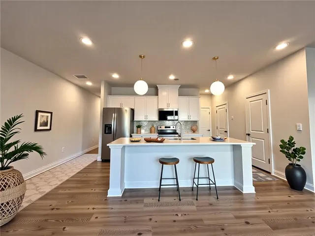 $2,200 | 7313 Mulberry Trace Lane, Flowery Branch, GA 30542