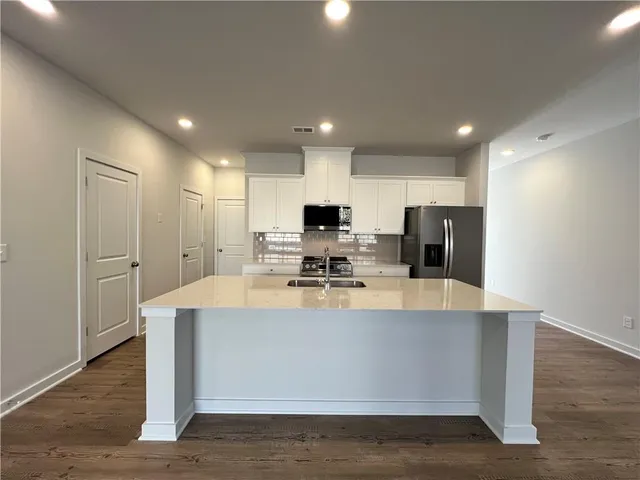 $2,000 | 7313 Mulberry Trace Lane, Flowery Branch, GA 30542