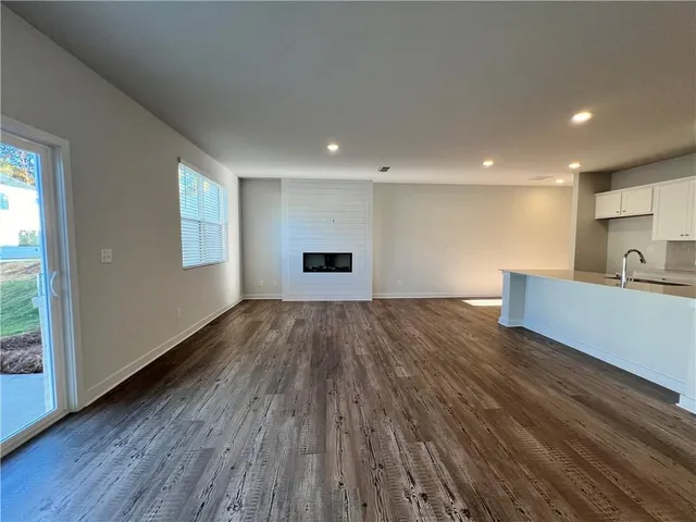 $2,200 | 7313 Mulberry Trace Lane, Flowery Branch, GA 30542