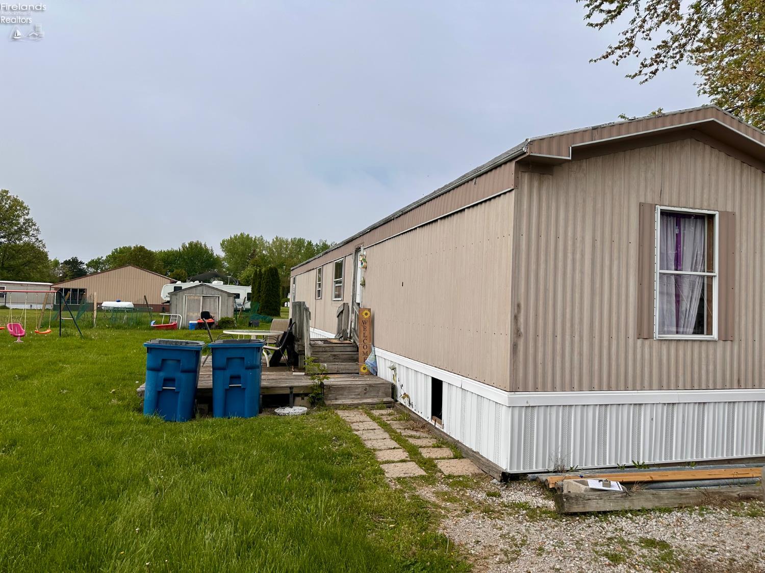 7399 Tousst Club Road Oak Harbor, OH 43449 - Photo 4 of 15 Gallery Image 4